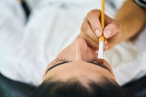 make-up, eyelash, eyebrow-4541782.jpg